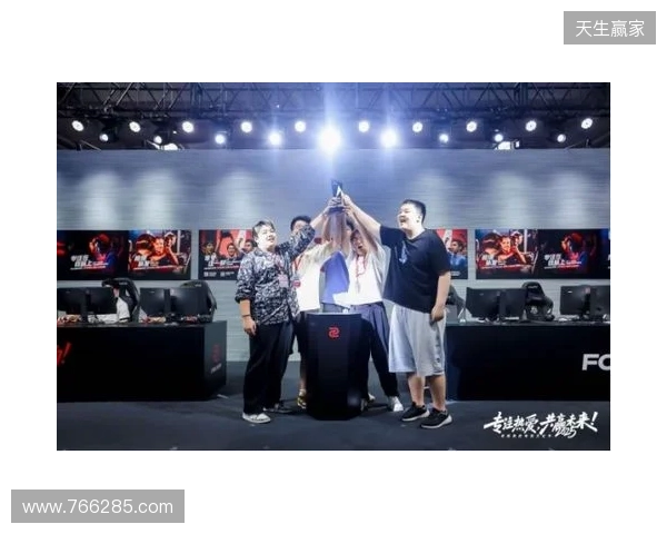 与好友并肩!你的电竞梦想从卓威高校对抗赛启航! 与好友并肩!你的电竞梦想从卓威高校对抗赛启航!